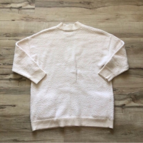 Cozy White Cardigan Sweater - Picture 5 of 8